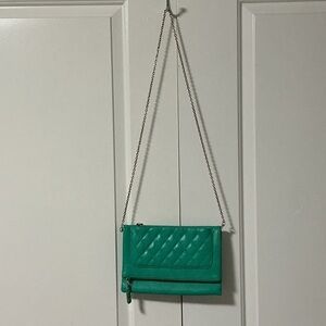 Urban Expressions crossbody/clutch